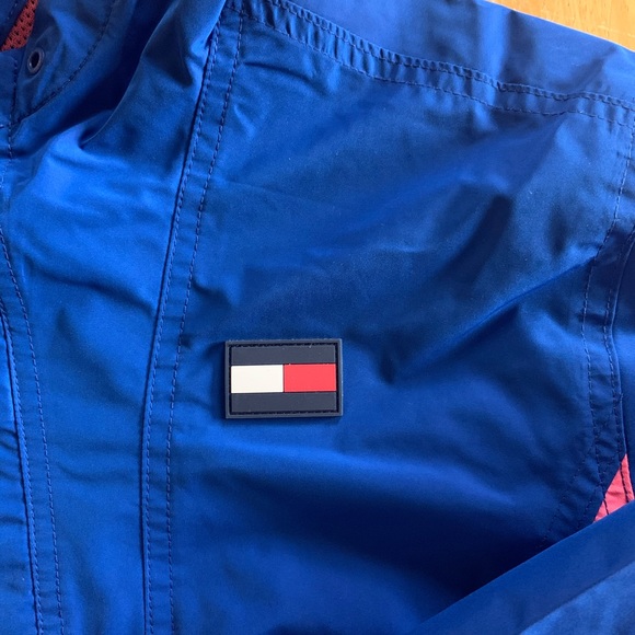 NWT Tommy Hilfiger Lightweight Colorblock Jacket, XL - Picture 5 of 10